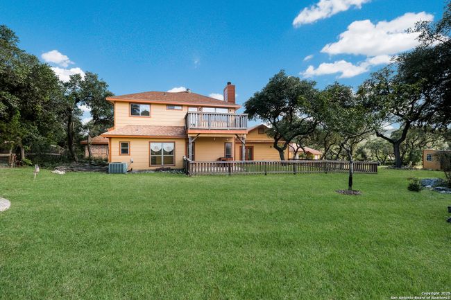 542 Silver Spgs, House other with 3 bedrooms, 3 bathrooms and null parking in Helotes TX | Image 14