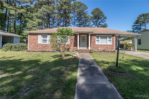 3211 Norfolk St, Hopewell, VA, 23860-4813 | Card Image