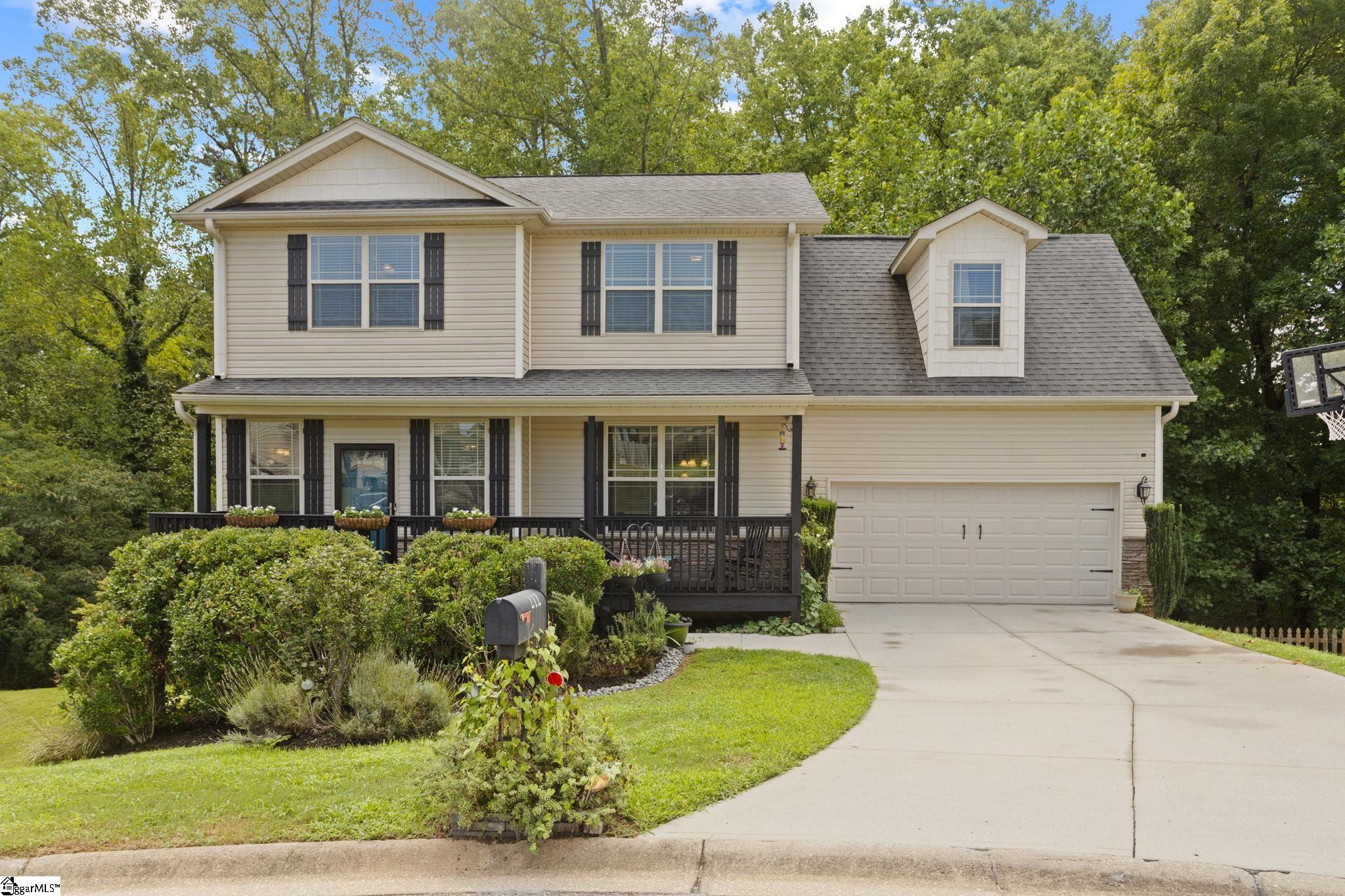 Dayside Ct, Greer, SC 29651