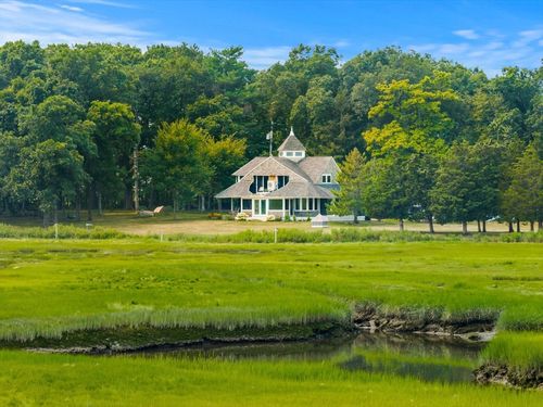 28 John Wise Ln, Essex, MA, 01929-1051 | Card Image