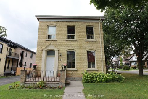 52 Wellington St S, Woodstock, ON, N4S3H6 | Card Image
