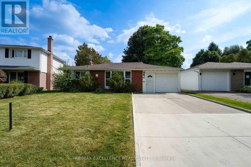 85 Watson Cres, Brampton, ON, L6W1E5 | Card Image