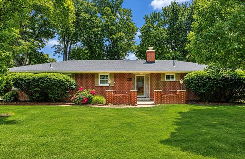 1638 Greene Valley Dr, Beavercreek, OH, 45432-2116 | Card Image