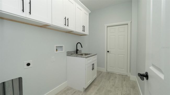 12323 Genter Dr, House other with 4 bedrooms, 2 bathrooms and null parking in Spring Hill FL | Image 14