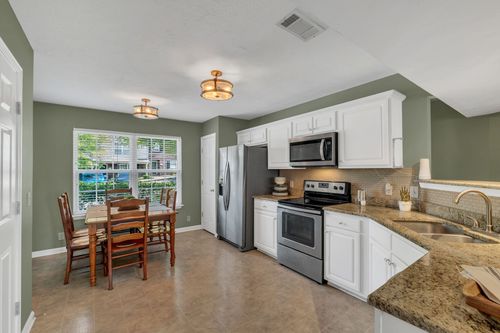220 Buck Run Dr, Nashville, TN, 37214-4745 | Card Image