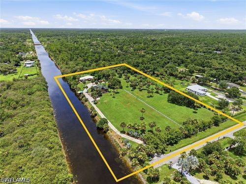 3935 24th Ave Se, NAPLES, FL, 34117-9210 | Card Image