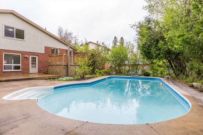 17 Claudette Crt, House other with 3 bedrooms, 4 bathrooms and 5 parking in Peterborough ON | Image 38
