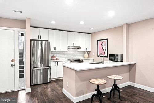162-1644 Westwind Way, MCLEAN, VA, 22102-1604 | Card Image