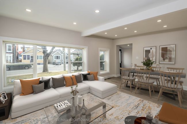 131 West Ave N, House other with 3 bedrooms, 1 bathrooms and 3 parking in Hamilton ON | Image 4
