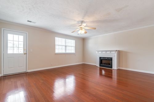 apt-23-2120 Lebanon Pike, Nashville, TN, 37210-2436 | Card Image