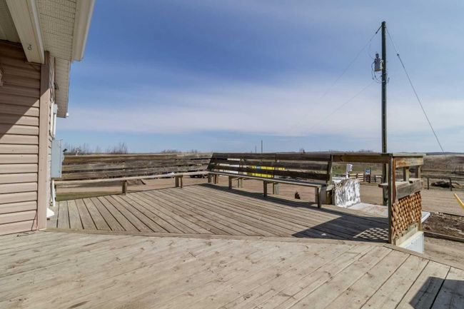 35175 Range Road 230, Home with 4 bedrooms, 2 bathrooms and 6 parking in Rural Red Deer County AB | Image 31