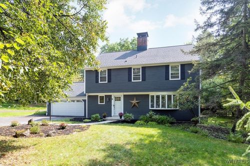 6 Briar Hill Rd, Orchard Park, NY, 14127-3502 | Card Image