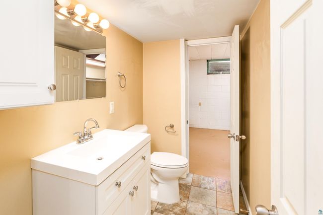 1229 W Arrowhead Rd, House other with 4 bedrooms, 2 bathrooms and null parking in Duluth MN | Image 12