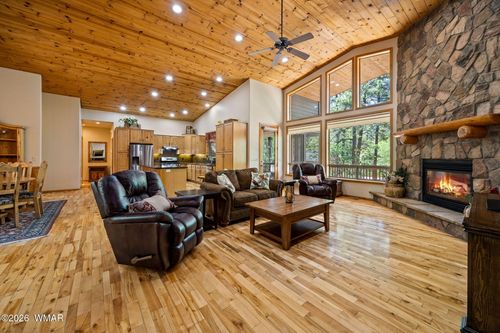 4000 W Ninebark Ln, Show Low, AZ, 85901-2817 | Card Image
