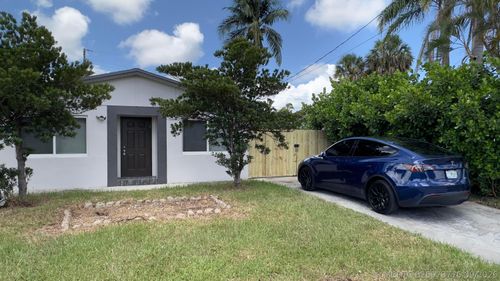 3603 William St, West Palm Beach, FL, 33403-1633 | Card Image