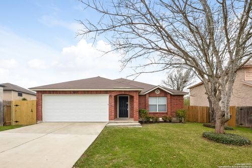 8007 Manderly Pl, Converse, TX, 78109-3201 | Card Image