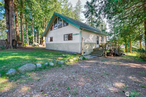 1525 Columbia Vista Dr, Point Roberts, WA, 98281-9001 | Card Image