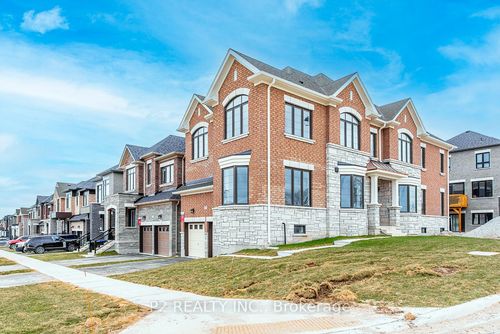 49 Periwinkle Rd, Springwater, ON, L9X1X3 | Card Image