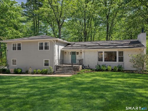202 Fox Ridge Rd, Stamford, CT, 06903-2211 | Card Image