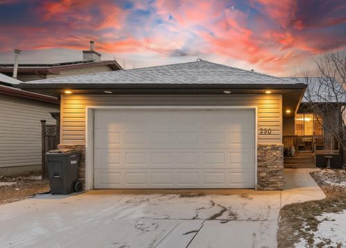 230 Aspen Creek Cres, Strathmore, AB, T1P1X8 | Card Image