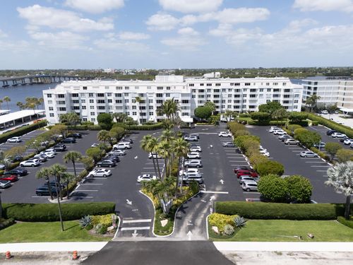 unit-517-2840 S Ocean Boulevard, Palm Beach, FL, 33480 | Card Image