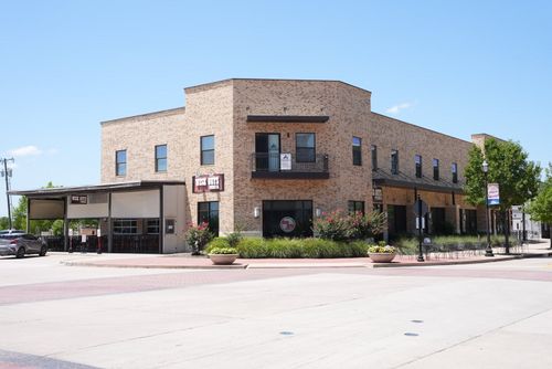 2751-311 S Oak St, Roanoke, TX, 76262-6714 | Card Image