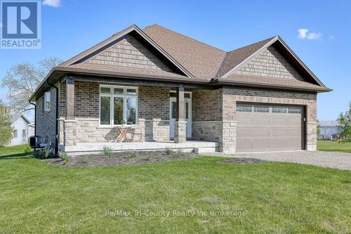 192 Talbot St, Courtland, ON, N0J1E0 | Card Image