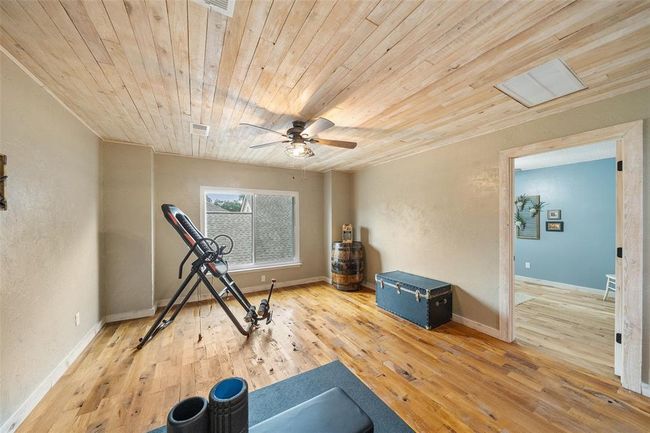 Natural light throughout | Image 35