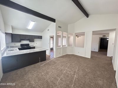 3218 N Woodburne Drive, House other with 3 bedrooms, 2 bathrooms and null parking in Chandler AZ | Image 3