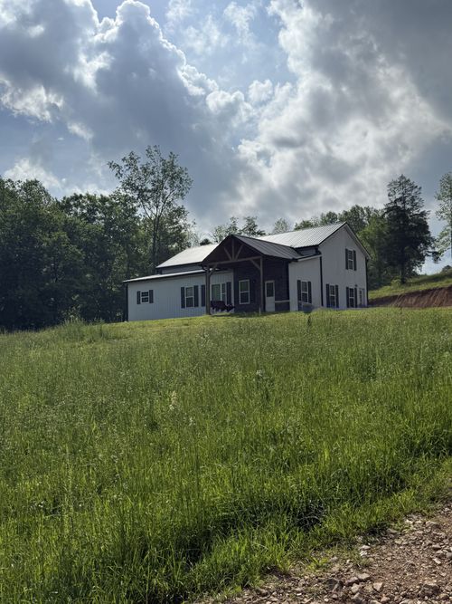 1900 Peach Rd, Minor Hill, TN, 38473-5404 | Card Image