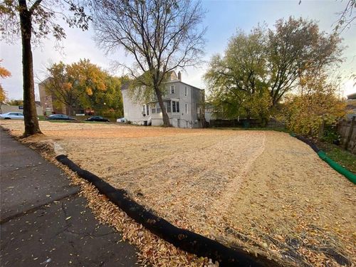 594 Brunson St, Saint Paul, MN, 55130-4516 | Card Image