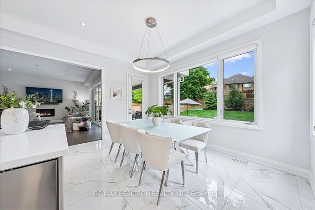 92 Klees Cres, House other with 4 bedrooms, 4 bathrooms and 2 parking in Aurora ON | Image 18