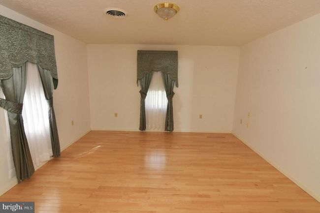 106 Waterview Dr, House other with 3 bedrooms, 2 bathrooms and null parking in Capon Bridge WV | Image 31