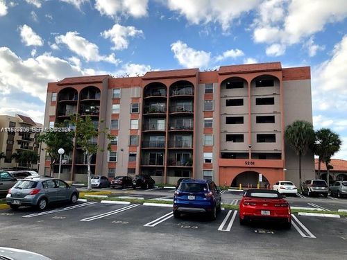 314-5201 Nw 7th St, Miami, FL, 33126-6706 | Card Image