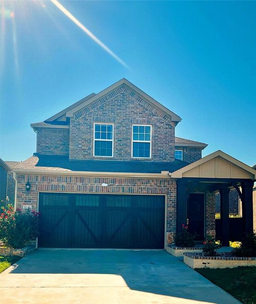 208 Lee Roy Jordan St, Irving, TX, 75063 | Card Image