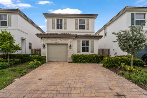 2409 Nw 131st Cir, Miami, FL, 33167-1385 | Card Image