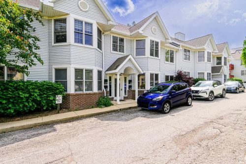 429 S Madison Street, Bloomington, IN, 47403 | Card Image