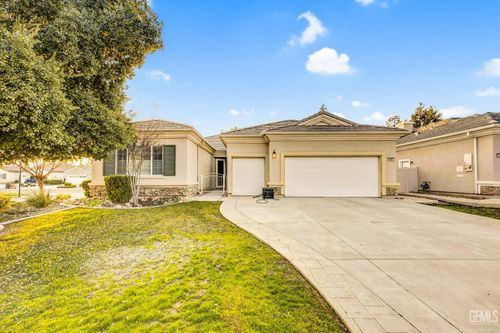 5800 Blazing Star Lane, Bakersfield, CA, 93306 | Card Image