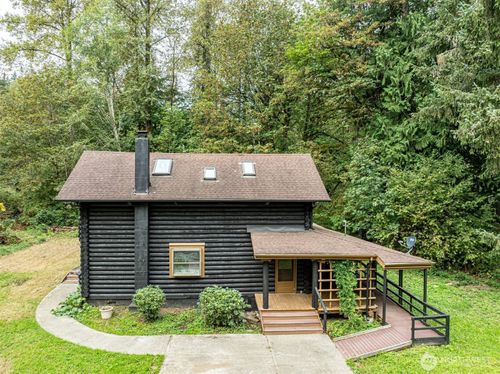 12107 155th Ave Ne, Arlington, WA, 98223-7157 | Card Image
