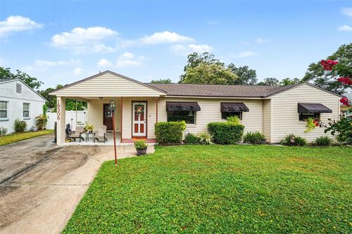 10308 N Oakleaf Ave, Tampa, FL, 33612-6552 | Card Image