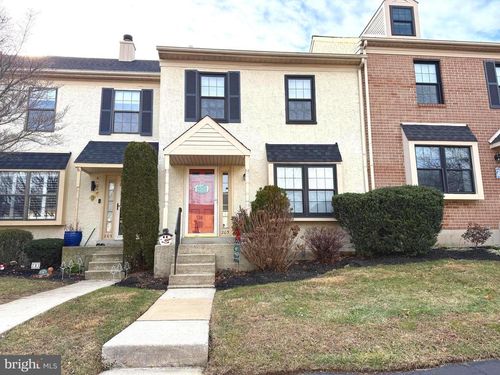 205 Aucott Rd, BROOKHAVEN, PA, 19015-1412 | Card Image