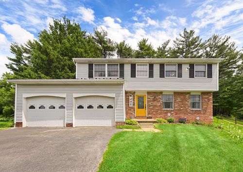 431 Deerfield Dr, Cranberry Twp, PA, 16066-4023 | Card Image