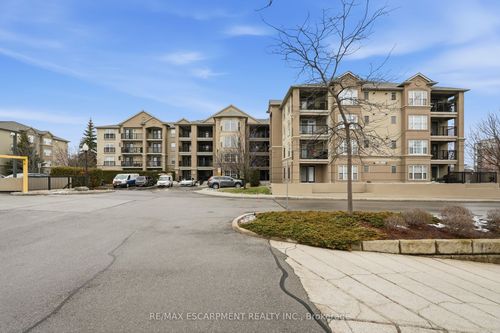 308-2055 Appleby Line, Burlington, ON, L7L7H1 | Card Image