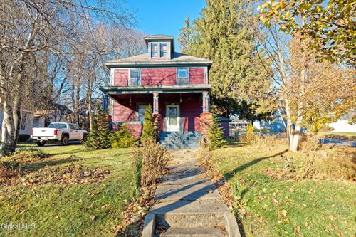 18 1st Ave, Mayfield, NY, 12117-3984 | Card Image