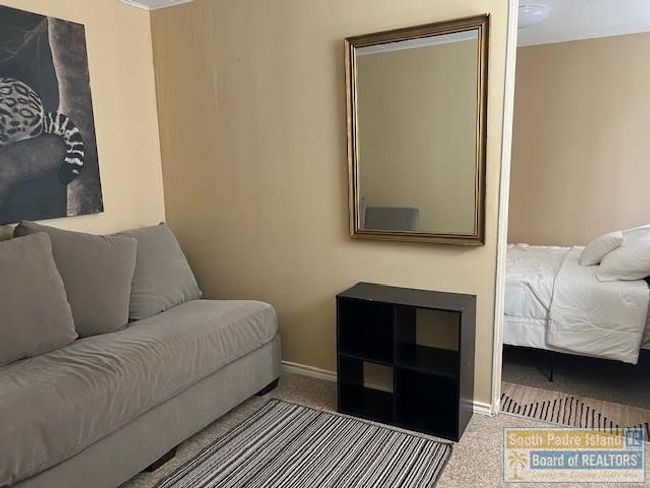 APT-6 - 202 N Yturria St, House other with 1 bedrooms, 1 bathrooms and null parking in Port Isabel TX | Image 4