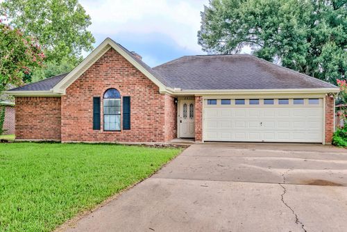 2511 Nashville Ave, Nederland, TX, 77627-5712 | Card Image