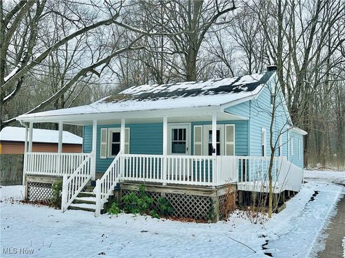 8720 Olde 8 Rd, Northfield, OH, 44067-2738 | Card Image