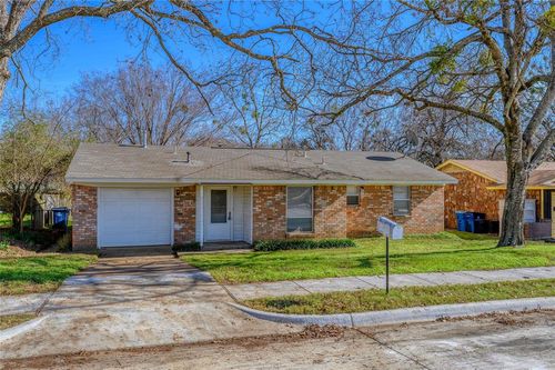 2636 Loy Lake Road, Denison, TX, 75020 | Card Image