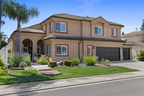 3144 Center Court Drive, Modesto, CA, 95355 | Card Image