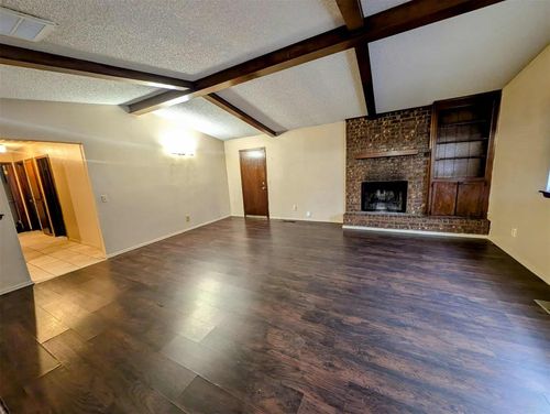 3729 Se 48th Pl, Del City, OK, 73135-2052 | Card Image